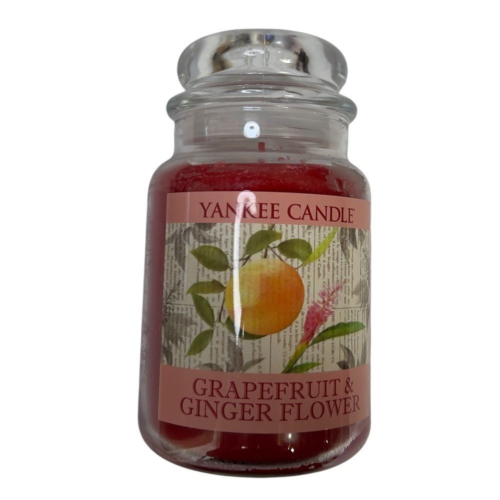 NEW Large 22oz Yankee Candle Grapefruit and ginger flower retired